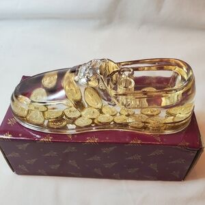 Clear Saddle Shoe Vintage Retro Paperweight Gold Coins New In Box